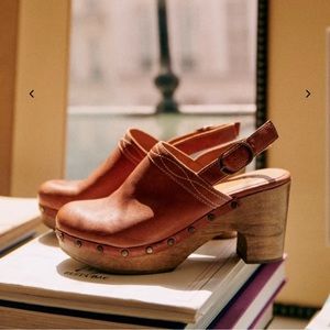 Sézane Taylor Clogs size US 6 EU 36